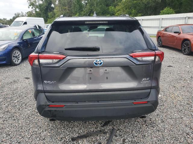 4T3RWRFV7RU148541 - 2024 TOYOTA RAV4 XLE 灰色 照片 6