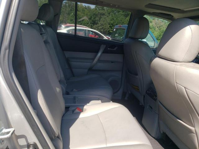 5TDBK3EH7DS252124 - 2013 TOYOTA HIGHLANDER BASE Argent photo 10