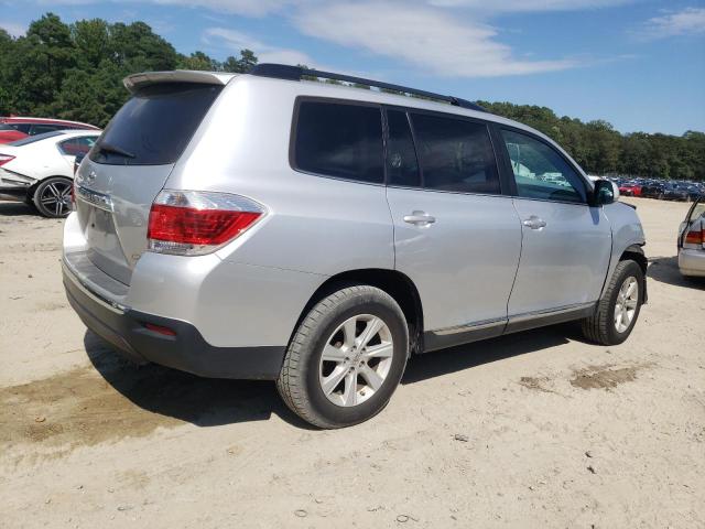 5TDBK3EH7DS252124 - 2013 TOYOTA HIGHLANDER BASE Argent photo 3