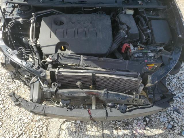 5YFBURHEXJP791033 - 2018 TOYOTA COROLLA L 黑色 照片 11