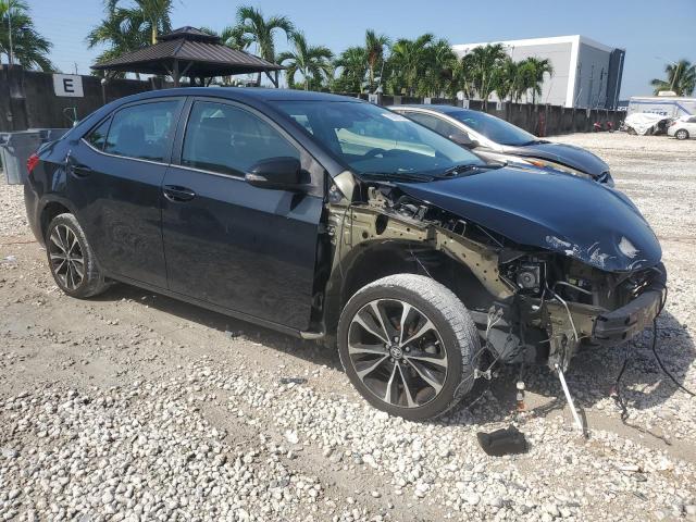 5YFBURHEXJP791033 - 2018 TOYOTA COROLLA L 黑色 照片 4