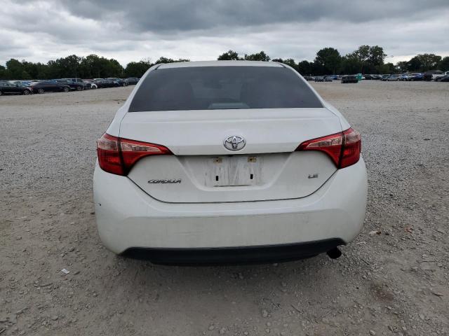 5YFBURHEXJP798550 - 2018 TOYOTA COROLLA L Ağ foto 6