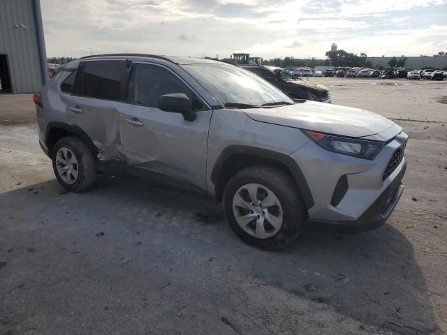 2T3H1RFVXMC146982 - 2021 TOYOTA RAV4 LE SILVER photo 4