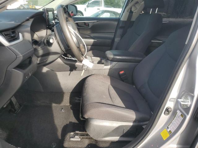 2T3H1RFVXMC146982 - 2021 TOYOTA RAV4 LE SILVER photo 7