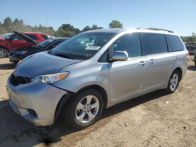2012 TOYOTA SIENNA LE, 