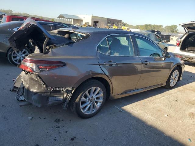 4T1C11AK5PU165699 - 2023 TOYOTA CAMRY LE GRAY photo 3
