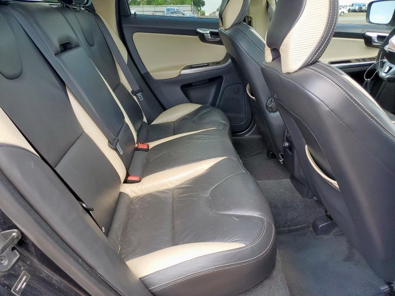 YV4902DZ4C2268504 - 2012 VOLVO XC60 T6 BLACK photo 11