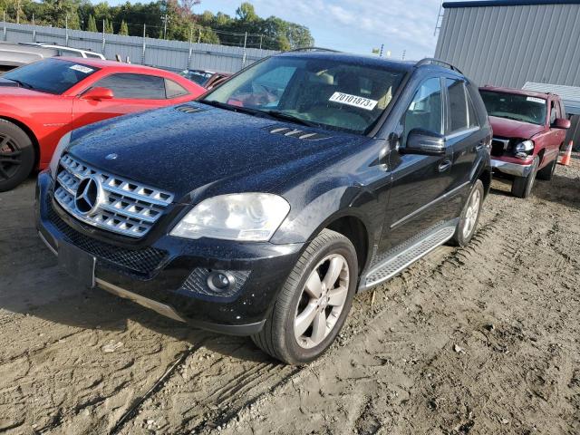 4JGBB8GB5BA646121 - 2011 MERCEDES-BENZ ML 350 4MATIC BLACK photo 1