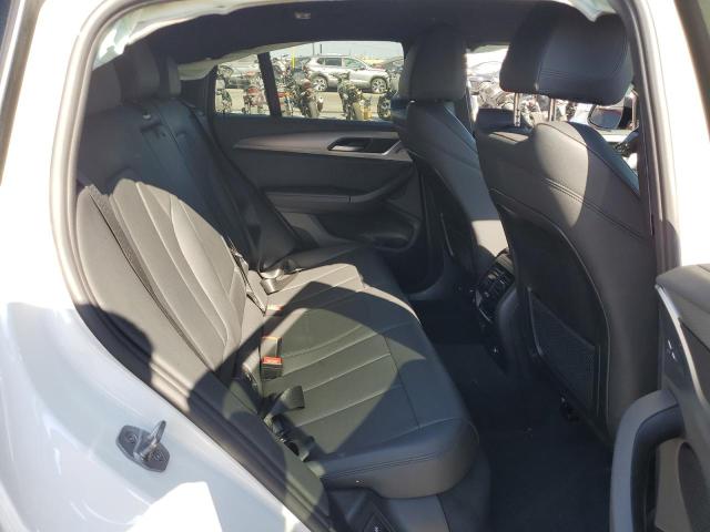 5UXUJ5C52K9A32869 - 2019 BMW X4 M40I WHITE photo 11