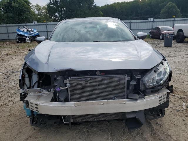 19XFC2F58JE030873 - 2018 HONDA CIVIC LX ვერცხლისფერი ფოტო 5