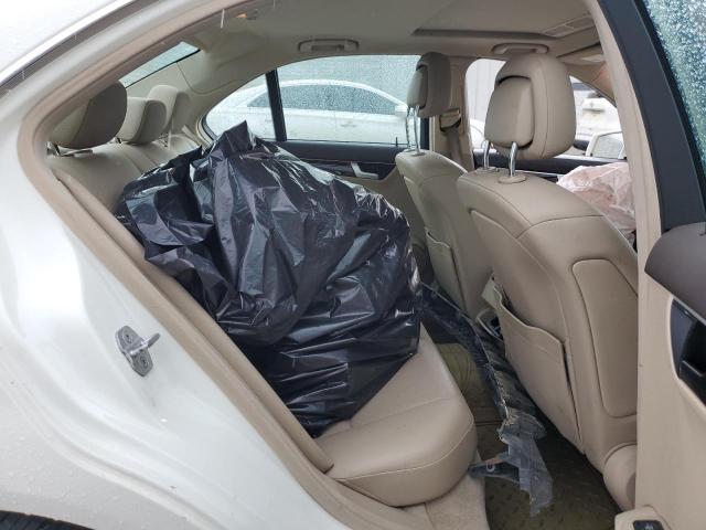 WDDGF8BB4CA687885 - 2012 MERCEDES-BENZ C 300 4MATIC WHITE photo 11