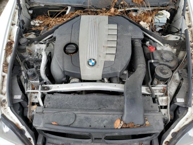 5UXZW0C55CL664857 - 2012 BMW X5 XDRIVE35D WHITE photo 11