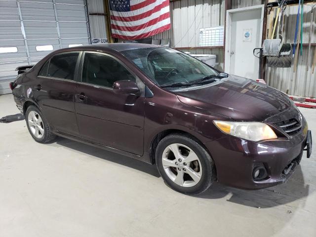2T1BU4EE7DC071748 - 2013 TOYOTA COROLLA BASE Bordeaux Foto 4