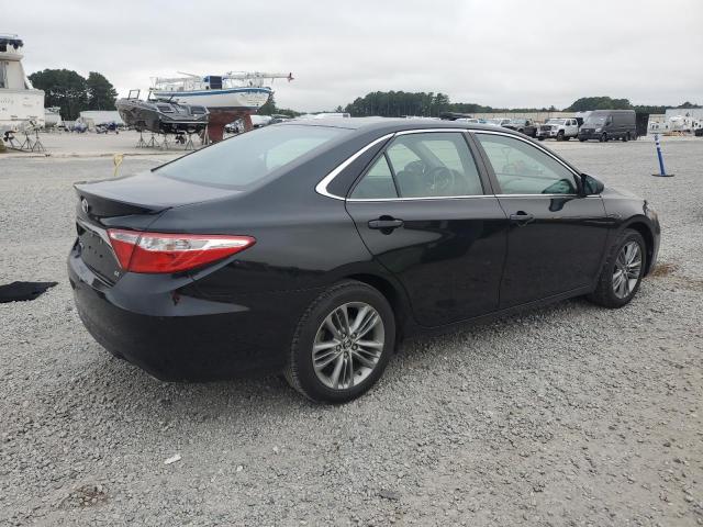 4T1BF1FK4FU013708 - 2015 TOYOTA CAMRY LE შავი ფოტო 3