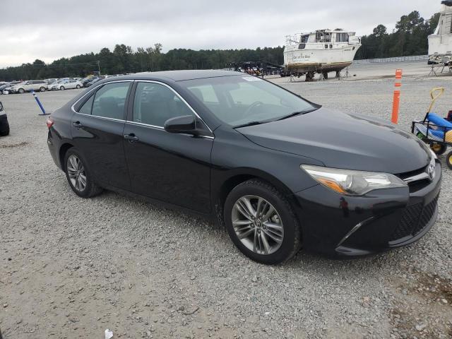 4T1BF1FK4FU013708 - 2015 TOYOTA CAMRY LE შავი ფოტო 4