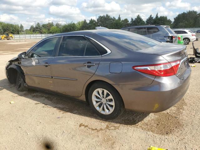 4T1BF1FK9GU565416 - 2016 TOYOTA CAMRY LE CHARCOAL photo 2
