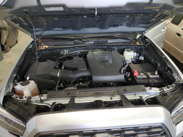 3TMCZ5AN7NM504382 - 2022 TOYOTA TACOMA DOUBLE CAB 银色 照片 11