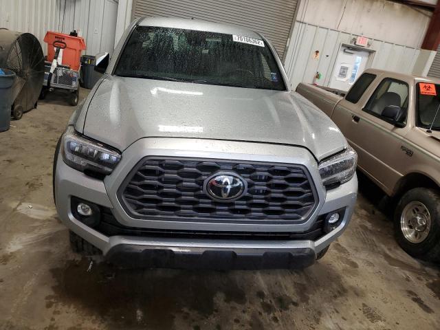 3TMCZ5AN7NM504382 - 2022 TOYOTA TACOMA DOUBLE CAB 银色 照片 5