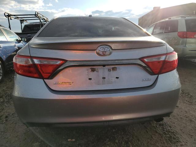 4T1BF1FKXFU473794 - 2015 TOYOTA CAMRY LE SILVER photo 6