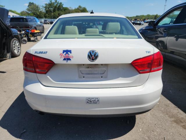 1VWAT7A36FC088604 - 2015 VOLKSWAGEN PASSAT S WHITE photo 6
