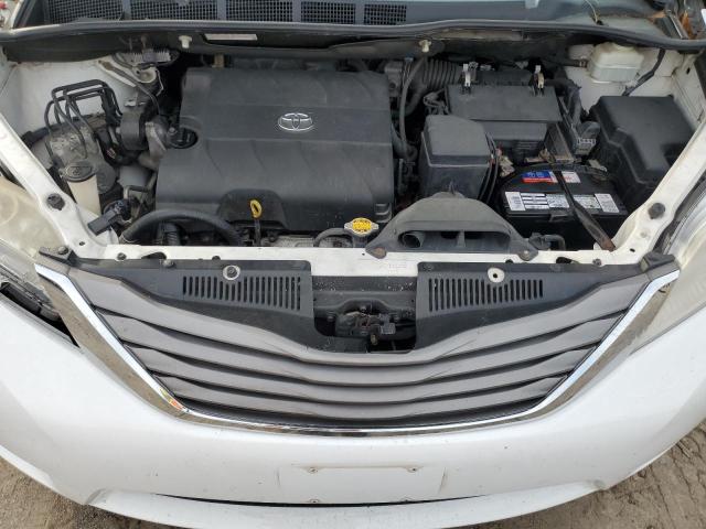 5TDYK3DC6DS300583 - 2013 TOYOTA SIENNA XLE WHITE photo 12