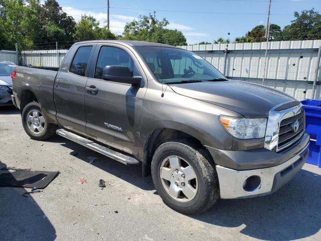 5TFBT54147X006529 - 2007 TOYOTA TUNDRA DOUBLE CAB SR5 BROWN photo 4
