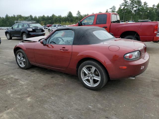 JM1NC15FX60105928 - 2006 MAZDA MX-5 MIATA MAROON photo 2