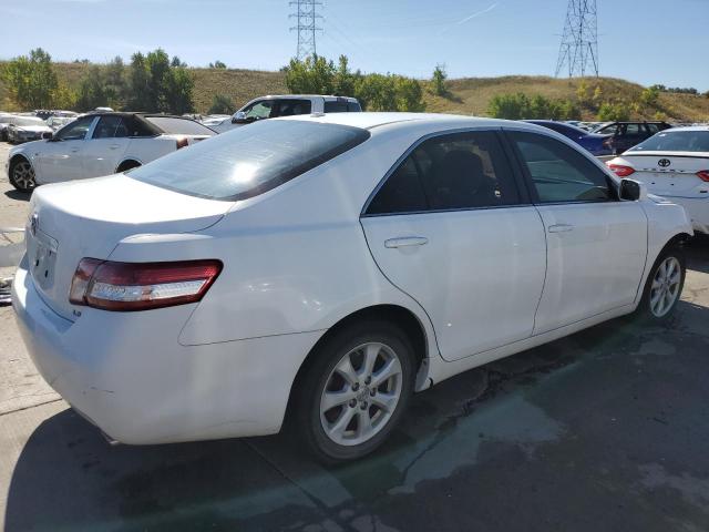 4T1BK3EK0AU599924 - 2010 TOYOTA CAMRY SE WHITE photo 3