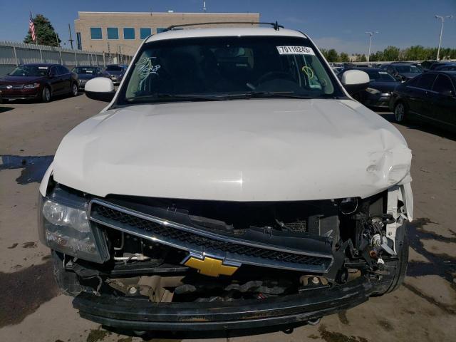 1GNSKBE05DR310175 - 2013 CHEVROLET TAHOE K1500 LT WHITE photo 5