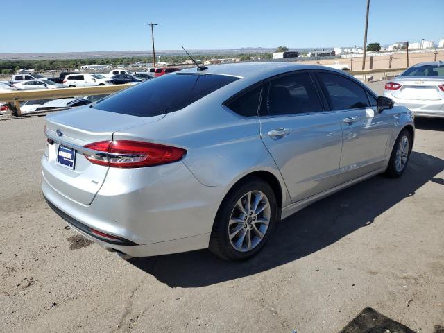 3FA6P0H78HR367804 - 2017 FORD FUSION SE SILVER photo 3