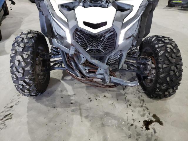 3JBVMAY45KK000274 - 2019 CAN-AM MAVERICK X TURBO WHITE photo 9