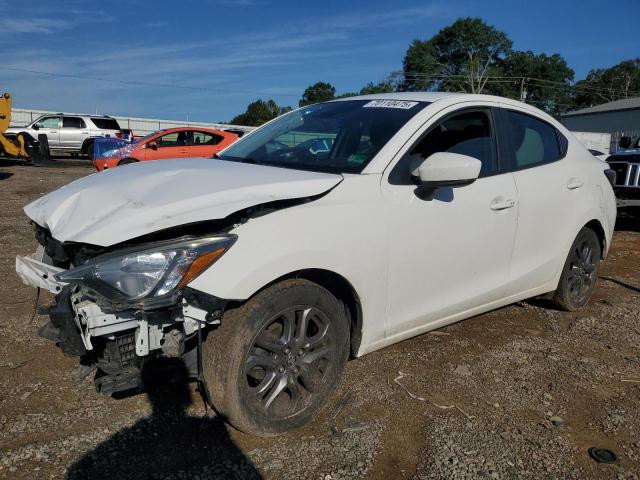 2019 TOYOTA YARIS L, 