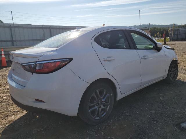 3MYDLBYV1KY505253 - 2019 TOYOTA YARIS L WHITE photo 3