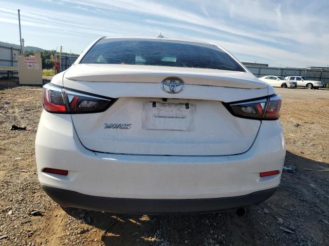 3MYDLBYV1KY505253 - 2019 TOYOTA YARIS L WHITE photo 6