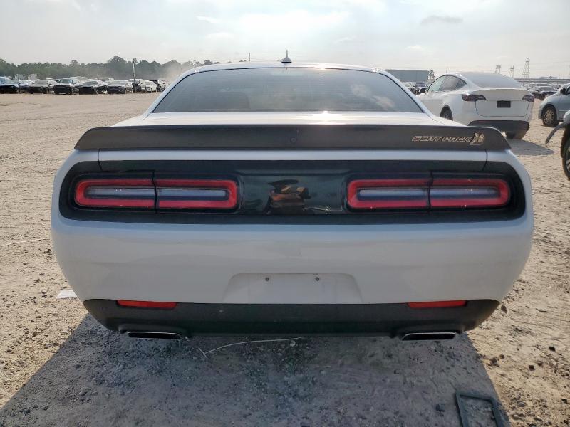 2C3CDZFJ9PH525980 - 2023 DODGE CHALLENGER R/T SCAT PACK WHITE photo 6