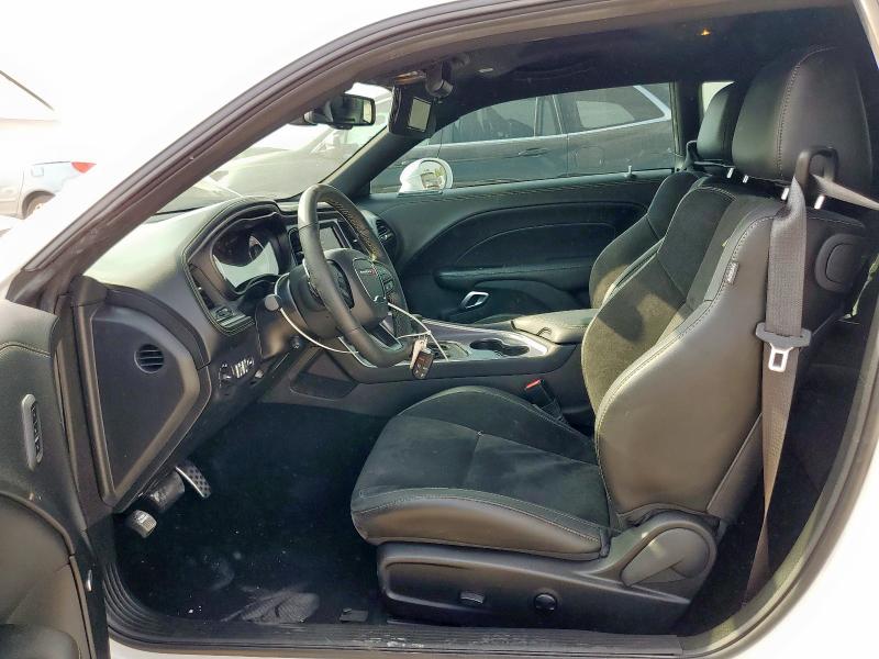 2C3CDZFJ9PH525980 - 2023 DODGE CHALLENGER R/T SCAT PACK WHITE photo 7