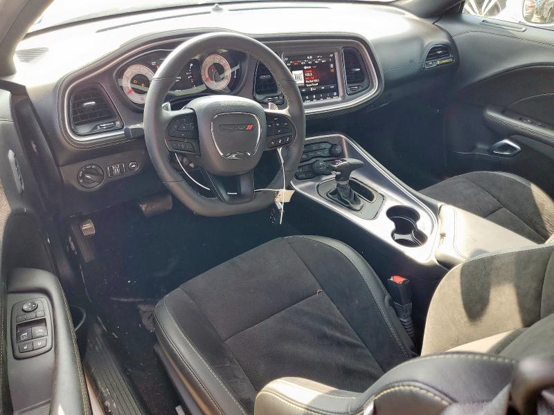 2C3CDZFJ9PH525980 - 2023 DODGE CHALLENGER R/T SCAT PACK WHITE photo 8