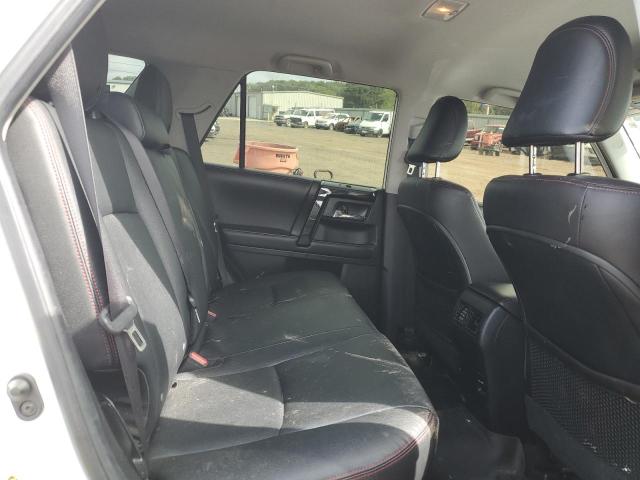 JTEBU5JR2H5448032 - 2017 TOYOTA 4RUNNER SR5/SR5 PREMIUM 白色 照片 11