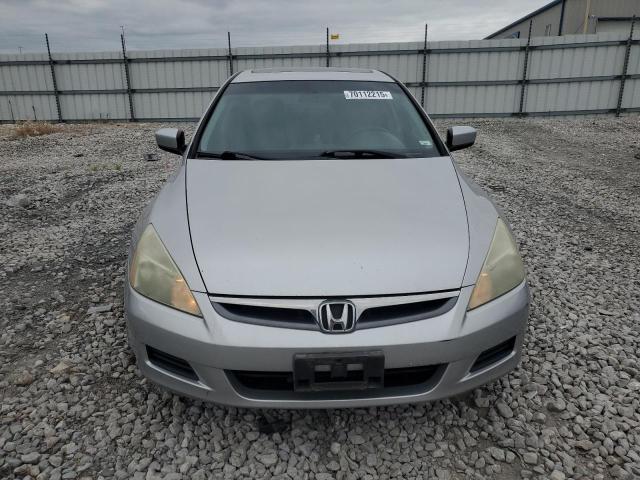 1HGCM56877A079250 - 2007 HONDA ACCORD EX SILVER photo 5