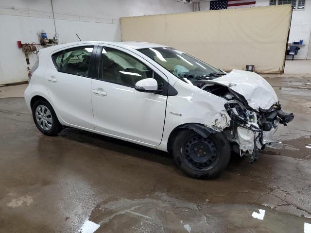 JTDKDTB3XD1554877 - 2013 TOYOTA PRIUS C WHITE photo 4