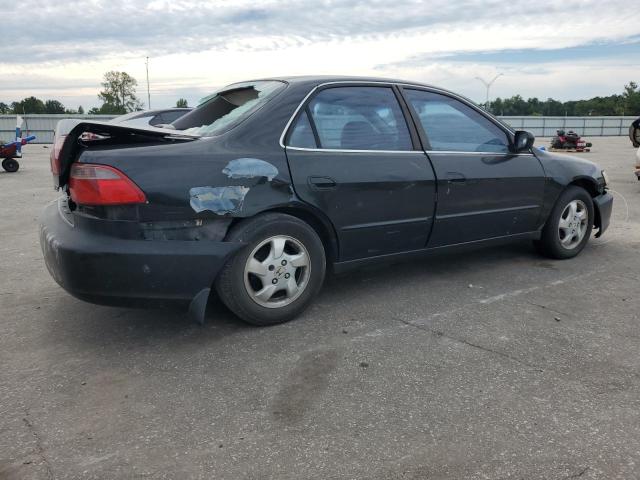 1HGCG5655WA134628 - 1998 HONDA ACCORD EX BLACK photo 3