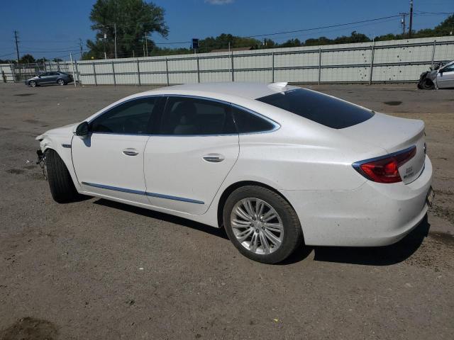 1G4ZN5SZ4JU148630 - 2018 BUICK LACROSSE PREFERRED WHITE photo 2