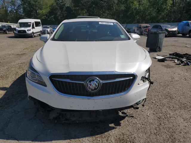 1G4ZN5SZ4JU148630 - 2018 BUICK LACROSSE PREFERRED WHITE photo 5