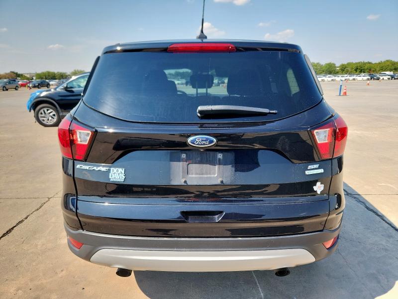 1FMCU0GD4KUB34544 - 2019 FORD ESCAPE SE შავი ფოტო 6