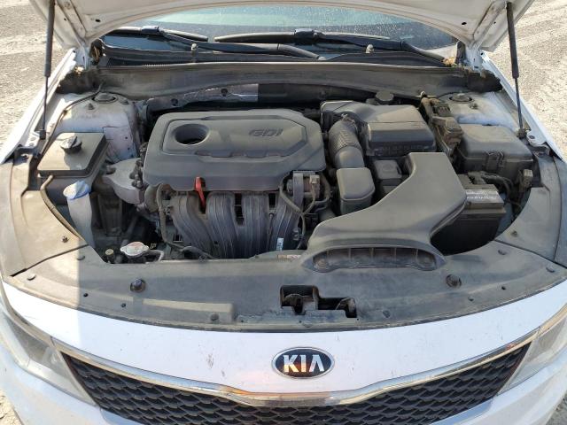 5XXGT4L39GG059642 - 2016 KIA OPTIMA LX WHITE photo 11