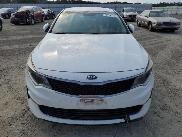 5XXGT4L39GG059642 - 2016 KIA OPTIMA LX WHITE photo 5