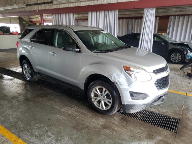 2GNFLEEKXH6156212 - 2017 CHEVROLET EQUINOX LS SILVER photo 4