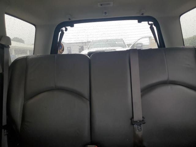 4F2YZ96185KM60113 - 2005 MAZDA TRIBUTE S ნაცრისფერი ფოტო 10