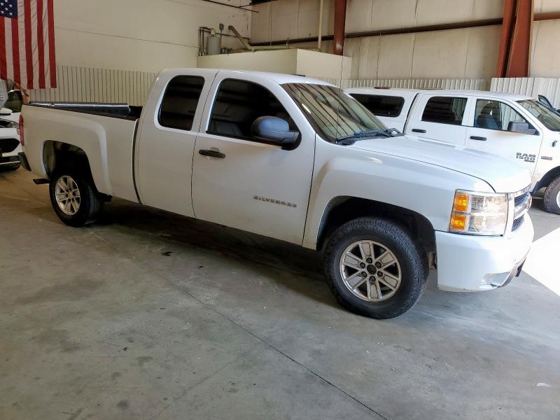 1GCRCPE05CZ341748 - 2012 CHEVROLET SILVERADO C1500 WHITE photo 4