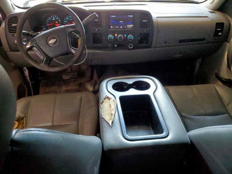 1GCRCPE05CZ341748 - 2012 CHEVROLET SILVERADO C1500 WHITE photo 8